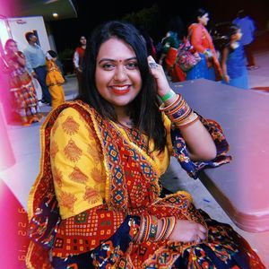 Meet your Posher, Dipa